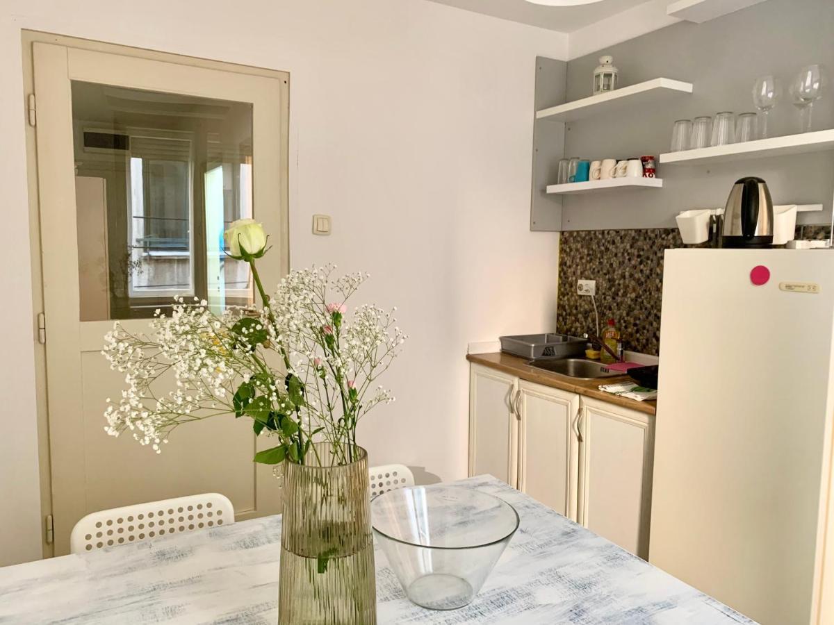 Star Apartment 2 Beograd Eksteriør bilde